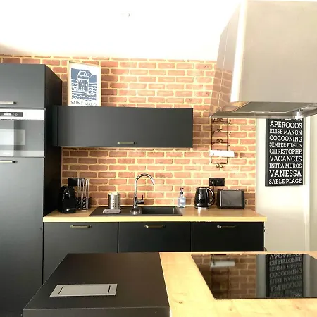 L'atelier - Rdc - 50m - Remparts 500m Apartment *